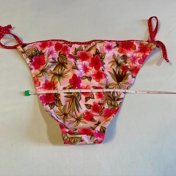 5/$25 Off the Coast Pink Floral Bikini Bottom Size 13 - Picture 5 of 5